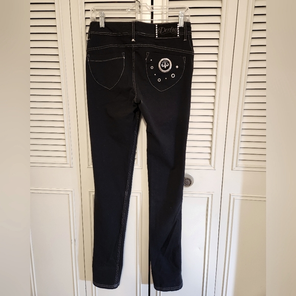 Pants - Picture 2 of 4